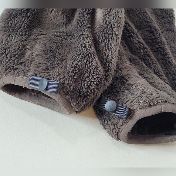 The North Face Women's Chocolate Brown High-Piled Fleece Zip Jacket - Size S - Picture 11 of 15